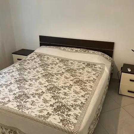 Bilocale Ortensia Foce Appartement *