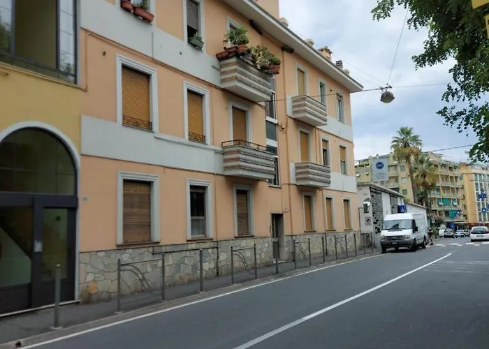 Bilocale Ortensia Foce * Санремо