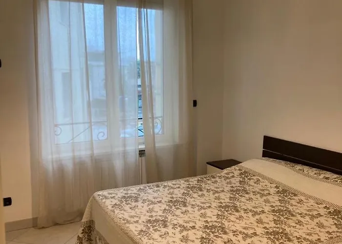 Bilocale Ortensia Foce Апартаменты Санремо